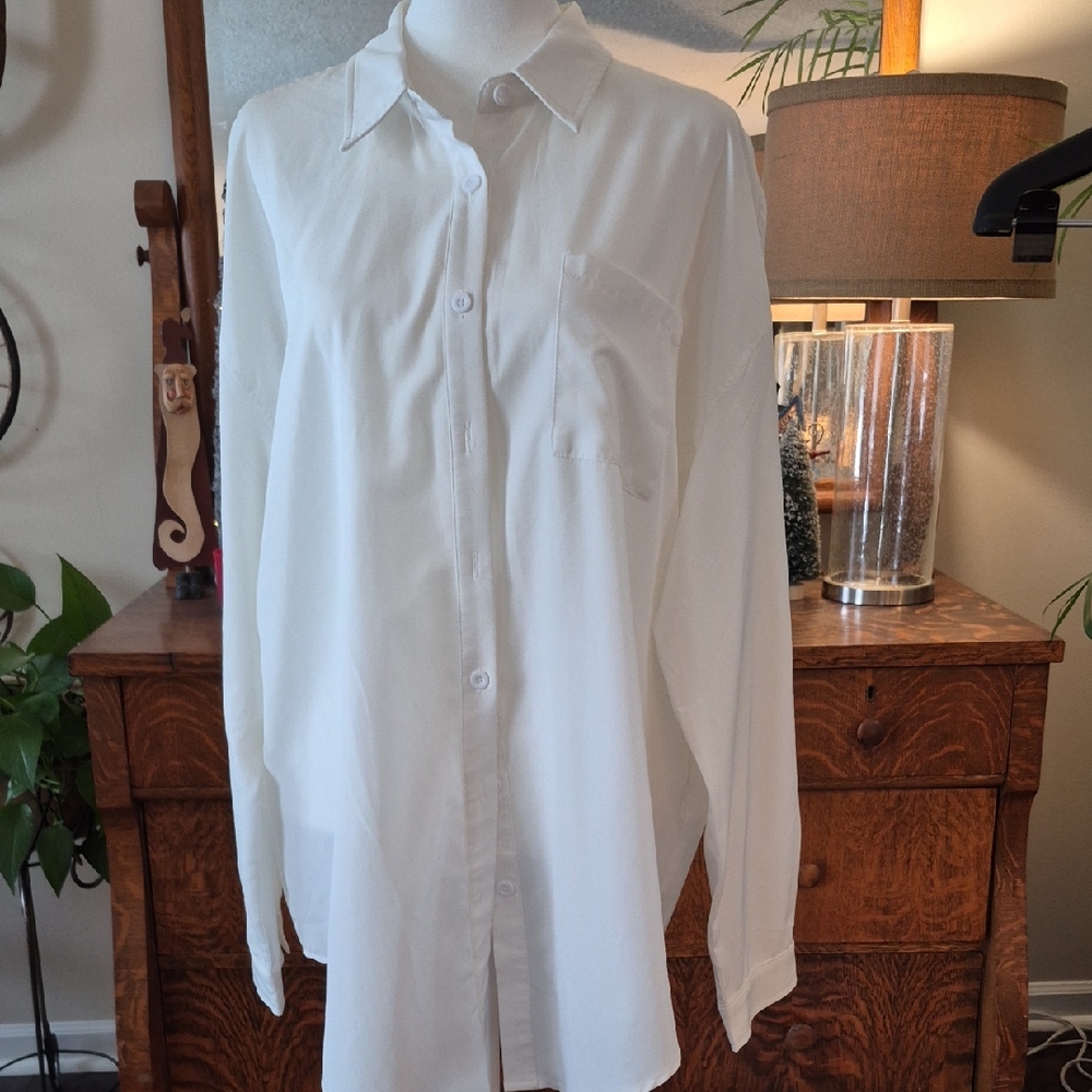 Elegant White Women's Blouse